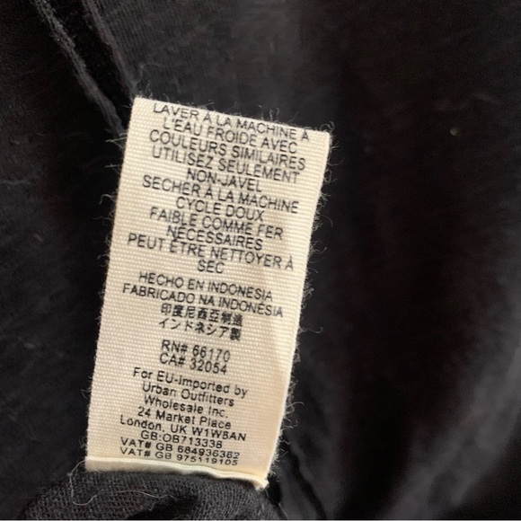 We The Free Black Burnout Sleeveless Shirt - Picture 2 of 10